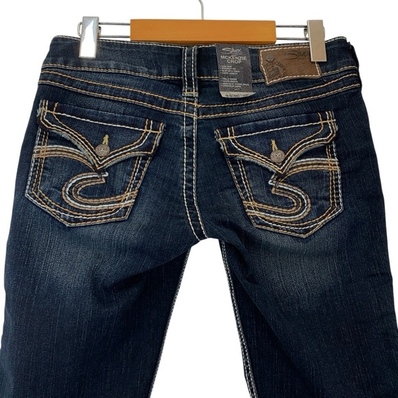 Silver Jeans Capri Shorts Womens 28 Blue Dark Wash McKenzie Crop Low Rise Y2K - Picture 1 of 8